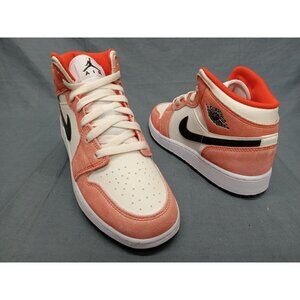 Nike Boys Air Jordan 1 Mid SE (GS) Sneakers Team Orange Size 5 NEW NO BOX!